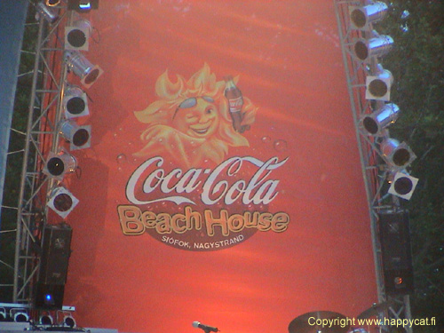 04_coca_cola_beach_house_siofok